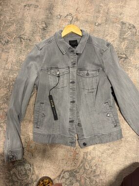 Liverpool Gray Jean Jacket NWT Denim Jacket - Women's sz xl